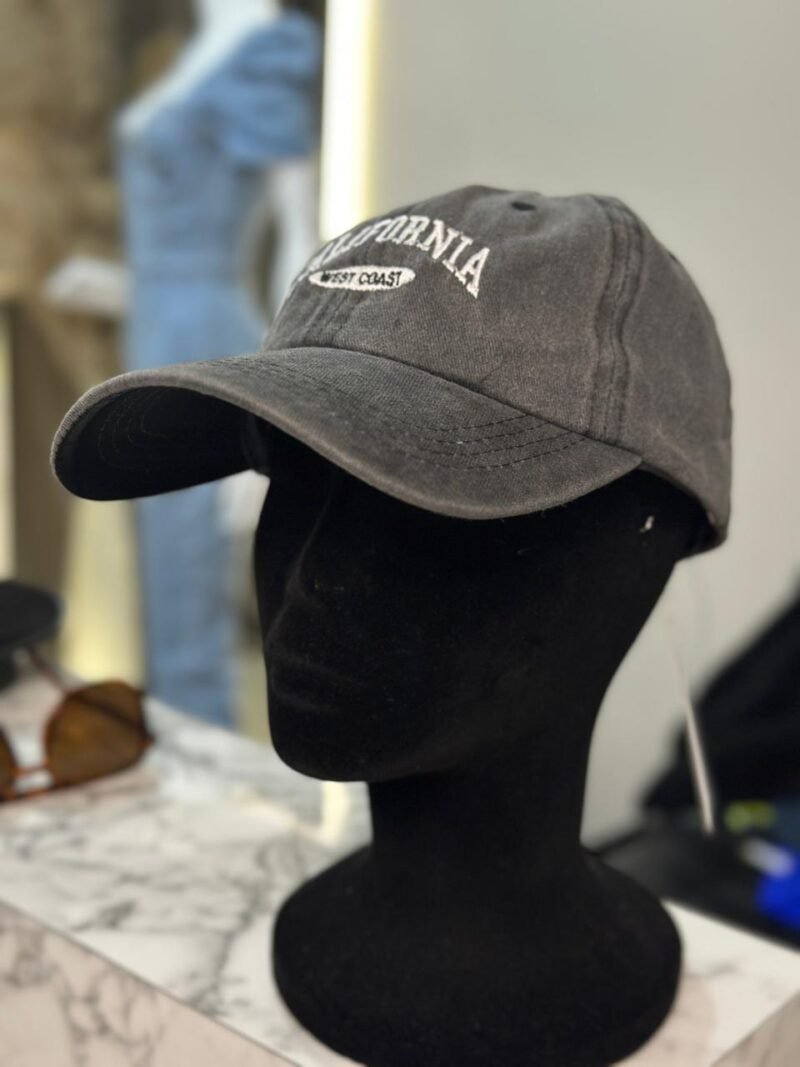 GORRAS - Imagen 2